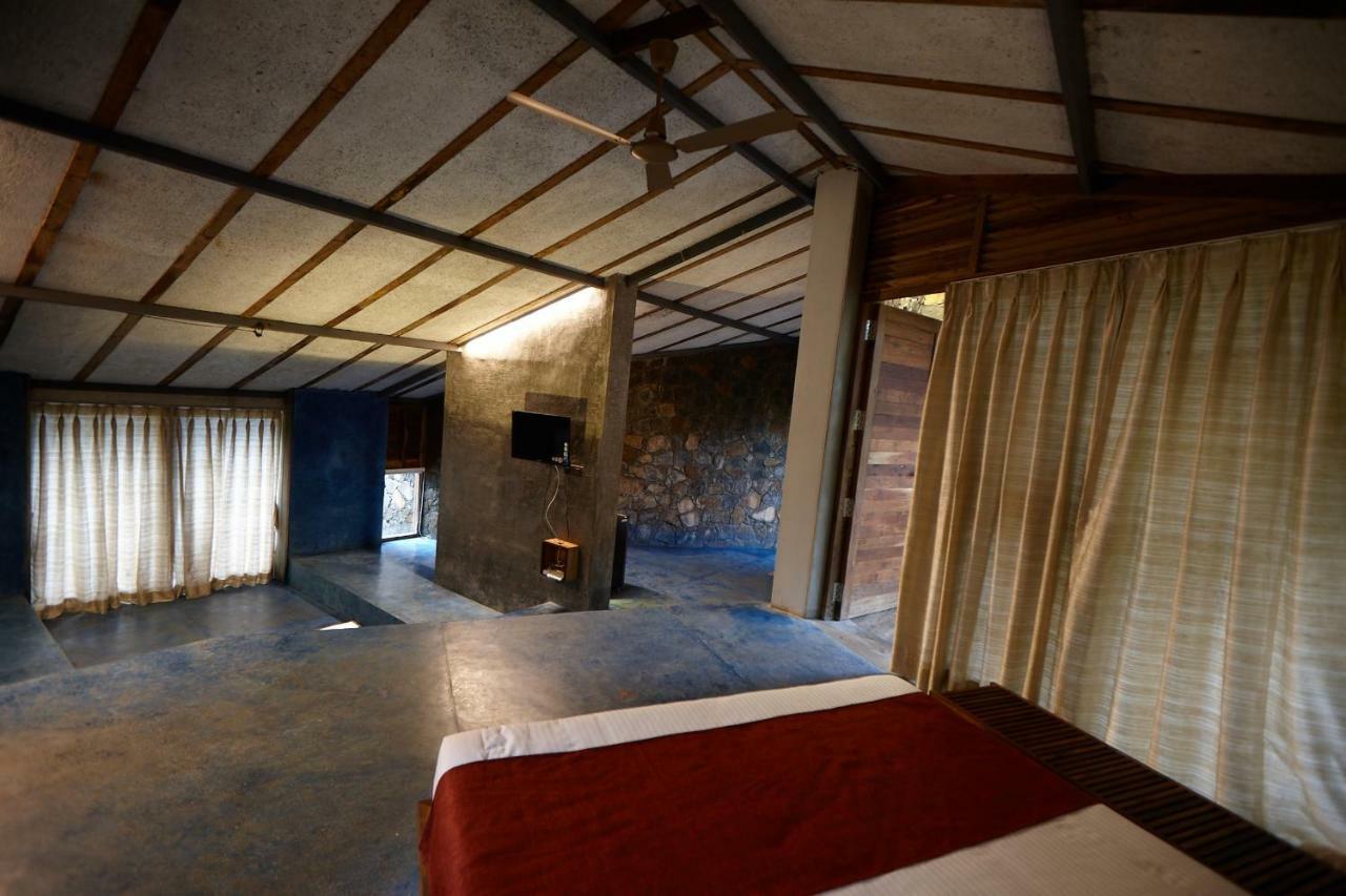 Lake View Forest Retreat, Kamshet Nethersole Dam Exterior photo